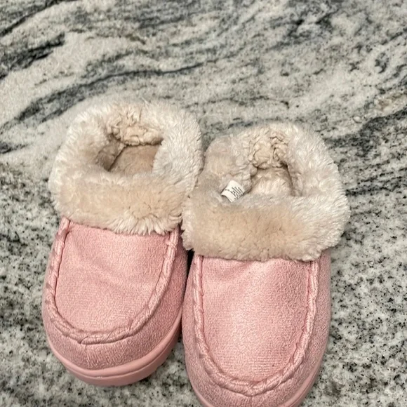 Pink Slippers l 23 EURO 7 US - Picture 1 of 4